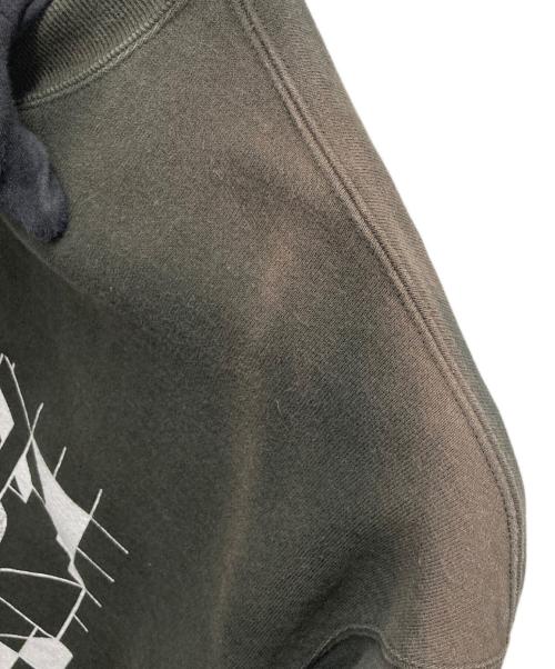 C.E CAV EMPT（シーイー キャブエンプト）C.E CAV EMPT (シーイー キャブエンプト) プルオーバースウェット ブラウン サイズ:SIZE Mの古着・服飾アイテム