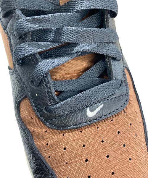 NIKE（ナイキ）NIKE (ナイキ) ハイカットスニーカー　AIR FORCE 1 MID '07 ブラウン サイズ:UK9の古着・服飾アイテム