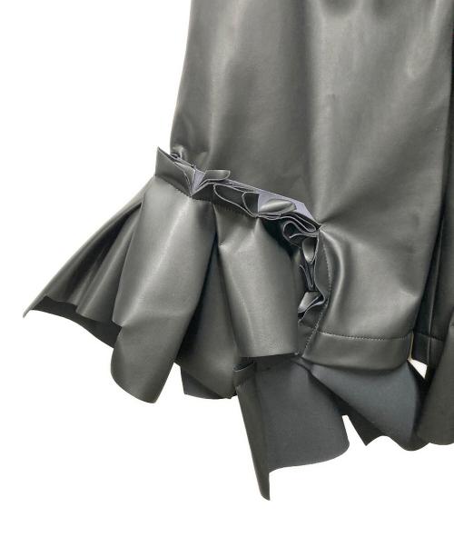 COMME des GARCONS（コムデギャルソン）COMME des GARCONS (コムデギャルソン) フェイクレザーショートパンツ ブラック サイズ:SIZE XSの古着・服飾アイテム