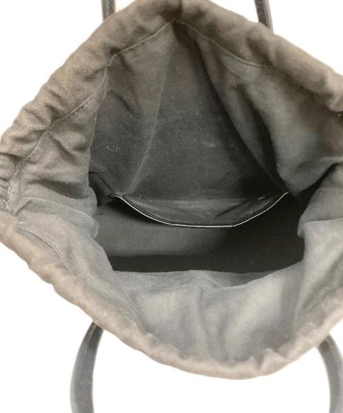 Maison Margiela（メゾンマルジェラ）Maison Margiela (メゾンマルジェラ) 5AC ドローストリングバッグ ブラックの古着・服飾アイテム