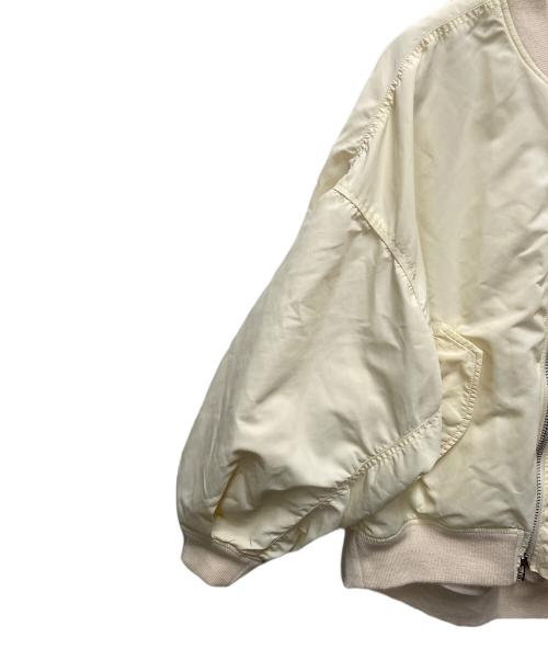 near.nippon（ニアーニッポン）near.nippon (ニアーニッポン) MA-1ジャケット アイボリー サイズ:不明(記載なし)の古着・服飾アイテム
