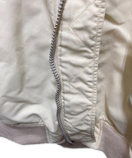 near.nippon（ニアーニッポン）near.nippon (ニアーニッポン) MA-1ジャケット アイボリー サイズ:不明(記載なし)の古着・服飾アイテム