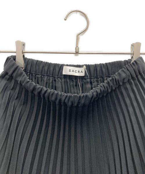 SACRA（サクラ）SACRA (サクラ) プリーツスカート ブラック サイズ:SIZE M 未使用品の古着・服飾アイテム