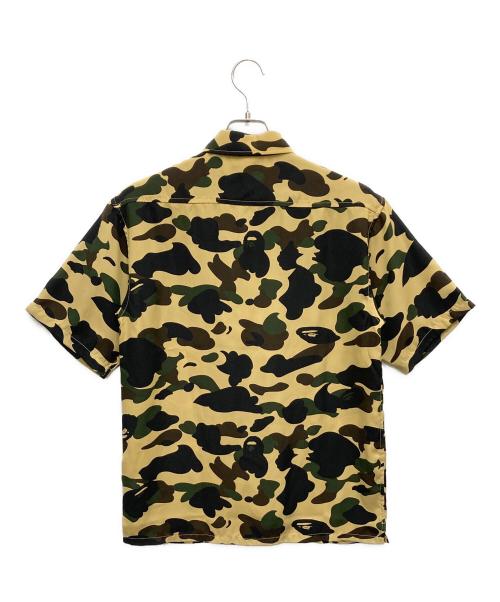 A BATHING APE（アベイシングエイプ）A BATHING APE (アベイシングエイプ) 半袖シャツ グリーン サイズ:SIZE Sの古着・服飾アイテム