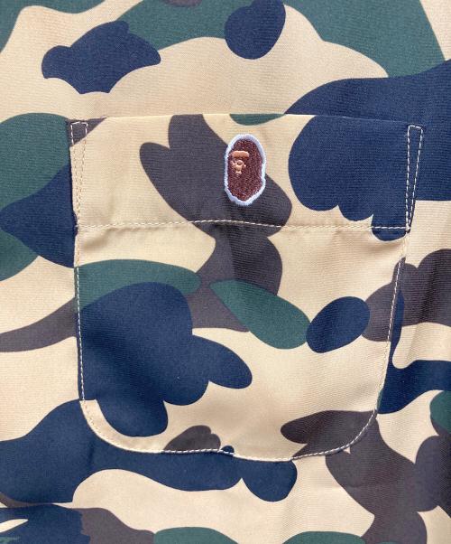 A BATHING APE（アベイシングエイプ）A BATHING APE (アベイシングエイプ) 半袖シャツ グリーン サイズ:SIZE Sの古着・服飾アイテム