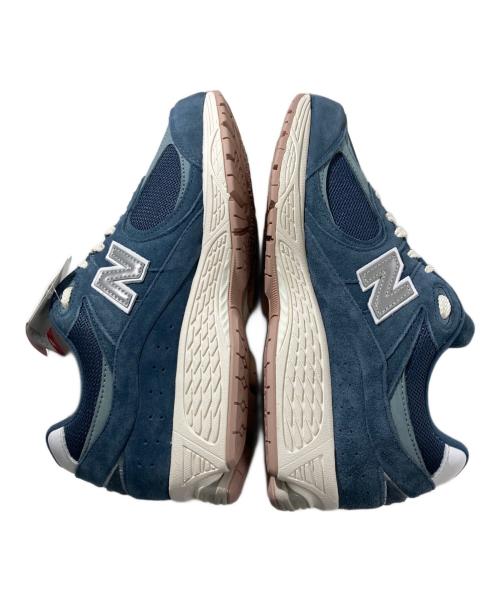 NEW BALANCE（ニューバランス）NEW BALANCE (ニューバランス) ローカットスニーカー　2002R ブルー サイズ:SIZE 28cmの古着・服飾アイテム