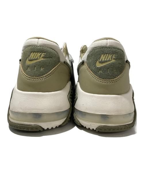 NIKE（ナイキ）NIKE (ナイキ) スニーカー ホワイト×ベージュ サイズ:UK 9の古着・服飾アイテム