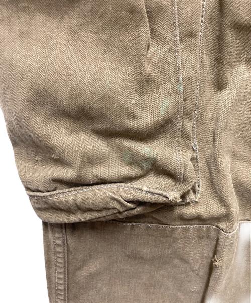 不明（不明）不明 (不明) M-47カーゴパンツ　ヘリンボーンツイル地 ベージュ サイズ:SIZE 78.5cm (W31)の古着・服飾アイテム