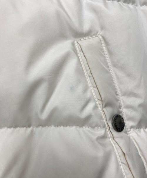 BURBERRY BLACK LABEL（バーバリーブラックレーベル）BURBERRY BLACK LABEL (バーバリーブラックレーベル) ダウンジャケット　BMP65-527-02 ホワイト サイズ:SIZE Mの古着・服飾アイテム