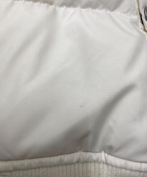 BURBERRY BLACK LABEL（バーバリーブラックレーベル）BURBERRY BLACK LABEL (バーバリーブラックレーベル) ダウンジャケット　BMP65-527-02 ホワイト サイズ:SIZE Mの古着・服飾アイテム