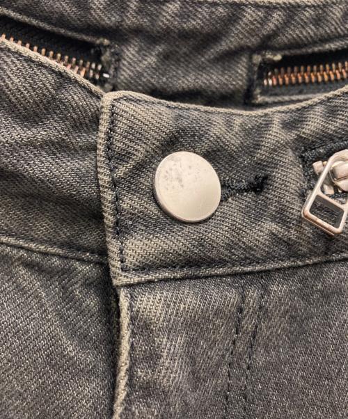 ALTNA（オルトナ）ALTNA (オルトナ) BORO CUT-OUT BUGGY DENIM ブラック サイズ:SIZE 3の古着・服飾アイテム