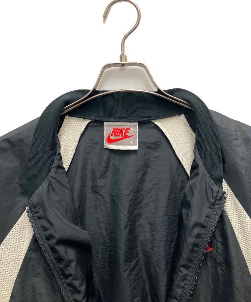 NIKE（ナイキ）NIKE (ナイキ) ナイロンジャケット　銀ﾀｸﾞ ブラック サイズ:SIZE Ｌの古着・服飾アイテム