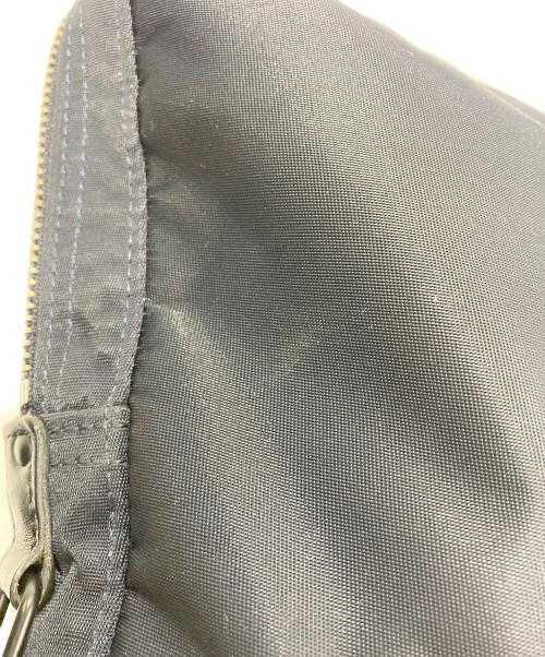 PORTER（ポーター）PORTER (ポーター) スリングショルダーバッグ　リフト ネイビーの古着・服飾アイテム