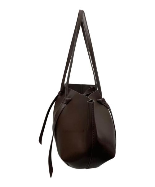 CHARLES & KEITH（チャールズアンドキース）CHARLES & KEITH (チャールズアンドキース) カルラトートバッグ ブラウンの古着・服飾アイテム