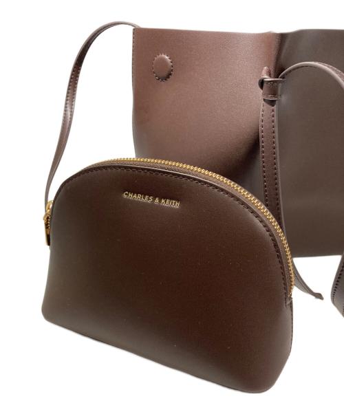 CHARLES & KEITH（チャールズアンドキース）CHARLES & KEITH (チャールズアンドキース) カルラトートバッグ ブラウンの古着・服飾アイテム