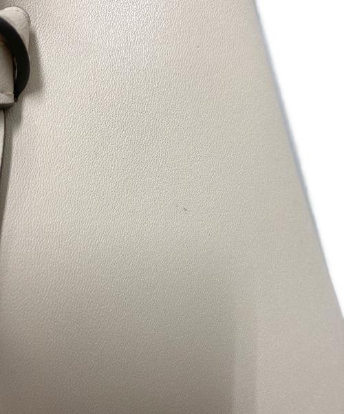 CHARLES & KEITH（チャールズアンドキース）CHARLES & KEITH (チャールズアンドキース) トートバッグ　ポーチ付き ベージュの古着・服飾アイテム