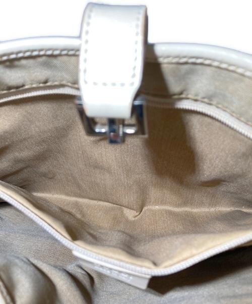 GUCCI（グッチ）GUCCI (グッチ) ワンショルダーバッグ　GGキャンバス ベージュの古着・服飾アイテム