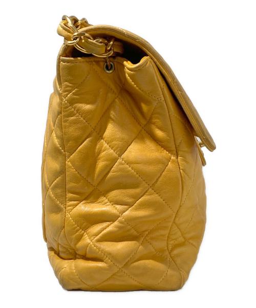 CHANEL（シャネル）CHANEL (シャネル) チェーンショルダーバッグ　マトラッセ イエローの古着・服飾アイテム