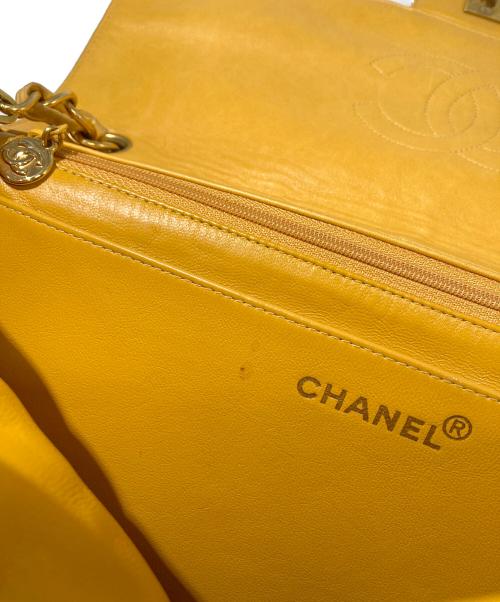 CHANEL（シャネル）CHANEL (シャネル) チェーンショルダーバッグ　マトラッセ イエローの古着・服飾アイテム