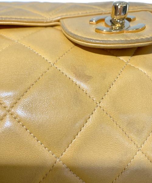 CHANEL（シャネル）CHANEL (シャネル) チェーンショルダーバッグ　マトラッセ イエローの古着・服飾アイテム