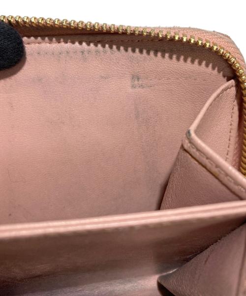 MIU MIU（ミュウミュウ）MIU MIU (ミュウミュウ) 2つ折り財布　5ML522 ピンクの古着・服飾アイテム