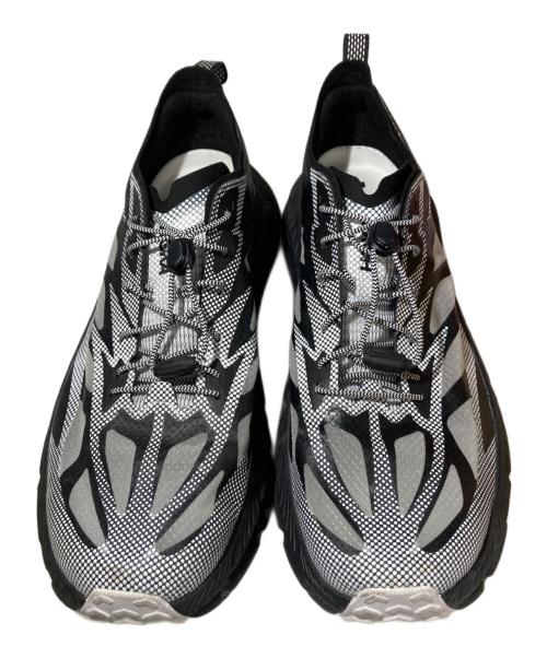 HOKAONEONE（ホカオネオネ）HOKAONEONE (ホカオネオネ) スニーカー ホワイト×ブラック サイズ:SIZE 29cmの古着・服飾アイテム