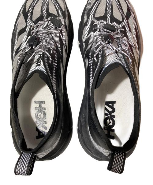 HOKAONEONE（ホカオネオネ）HOKAONEONE (ホカオネオネ) スニーカー ホワイト×ブラック サイズ:SIZE 29cmの古着・服飾アイテム