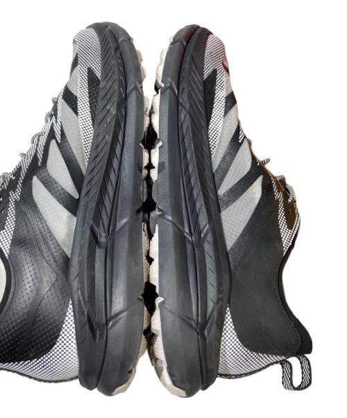 HOKAONEONE（ホカオネオネ）HOKAONEONE (ホカオネオネ) スニーカー ホワイト×ブラック サイズ:SIZE 29cmの古着・服飾アイテム