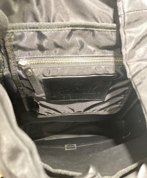 Vivienne Westwood（ヴィヴィアンウエストウッド）Vivienne Westwood (ヴィヴィアンウエストウッド) リュック ブラックの古着・服飾アイテム