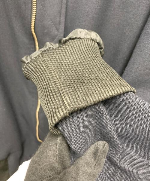 FRED PERRY（フレッドペリー）FRED PERRY (フレッドペリー) ART COMES FIRST (アートカムズファースト) MA-1ジャケット ネイビー サイズ:SIZE 38（M～L相当）の古着・服飾アイテム