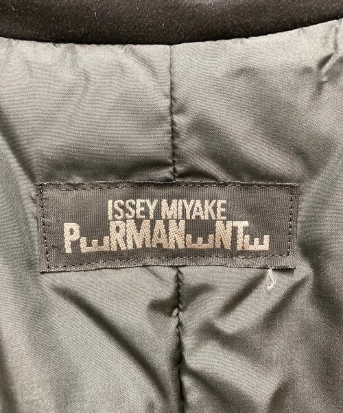 ISSEY MIYAKE PERMANENTE（イッセイミヤケ ペルマネンテ）ISSEY MIYAKE PERMANENTE (イッセイミヤケ ペルマネンテ) ダウンジャケット ブラック サイズ:SIZE Mの古着・服飾アイテム