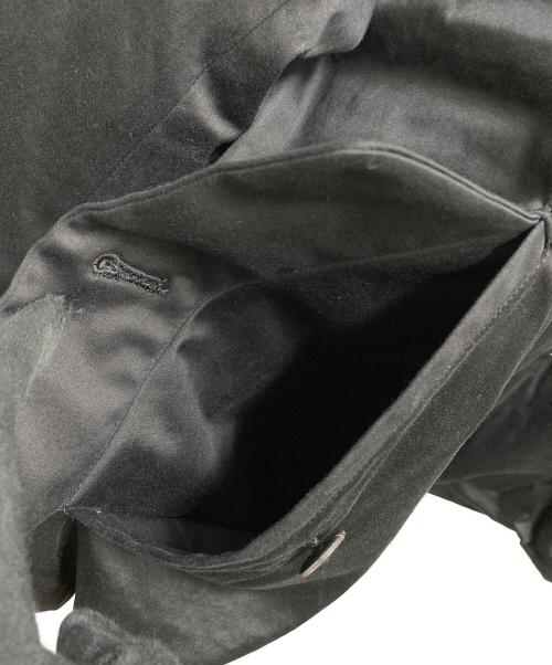 ISSEY MIYAKE PERMANENTE（イッセイミヤケ ペルマネンテ）ISSEY MIYAKE PERMANENTE (イッセイミヤケ ペルマネンテ) ダウンジャケット ブラック サイズ:SIZE Mの古着・服飾アイテム