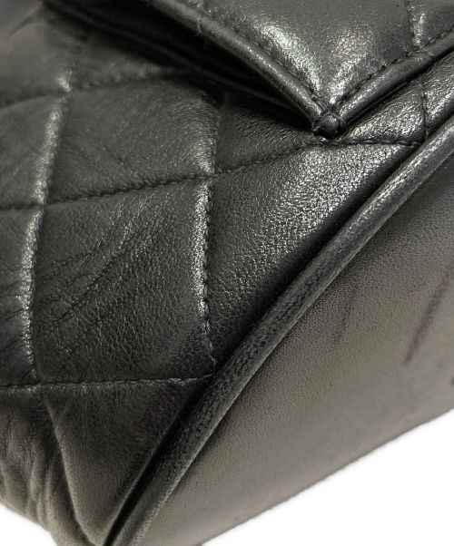 CHANEL（シャネル）CHANEL (シャネル) マトラッセチェーンショルダーリュック ブラックの古着・服飾アイテム