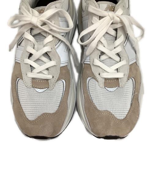 NEW BALANCE（ニューバランス）NEW BALANCE (ニューバランス) スニーカー　	M5740PCA グレー×ホワイト サイズ:28の古着・服飾アイテム