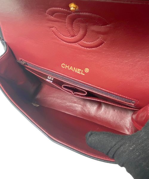 CHANEL（シャネル）CHANEL (シャネル) ダブルフラップマトラッセ ブラック サイズ:25の古着・服飾アイテム