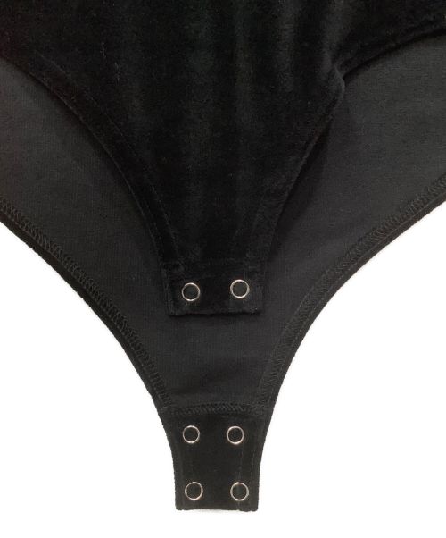 THE PERMANENT EYE（ザ パーマネント アイ）THE PERMANENT EYE (ザ パーマネント アイ) コズ ベロア ボディスーツ ブラック サイズ:36 未使用品の古着・服飾アイテム