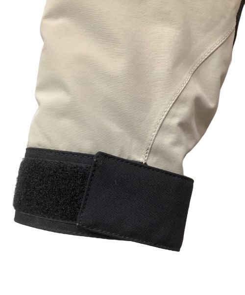 THE NORTH FACE（ザ ノース フェイス）THE NORTH FACE (ザ ノース フェイス) マウンテンダウンコート ベージュ サイズ:Mの古着・服飾アイテム