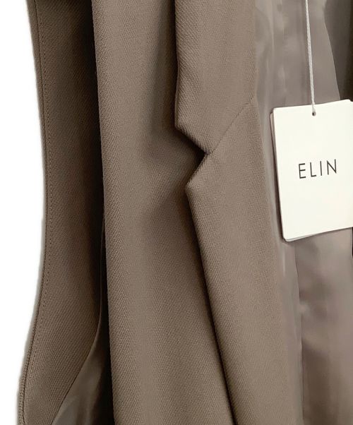 ELIN（エリン）ELIN (エリン) ノースリーブジャケット ベージュ サイズ:36 未使用品の古着・服飾アイテム