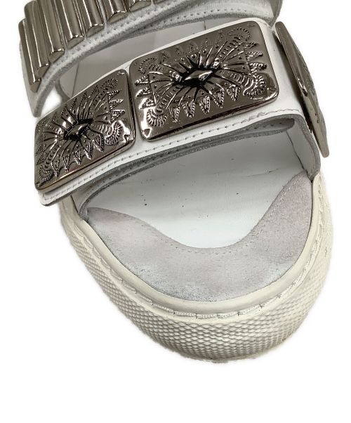 TOGA PULLA（トーガ プルラ）TOGA PULLA (トーガ プルラ) メタルスニーカーサンダル シルバー×アイボリー サイズ:37の古着・服飾アイテム