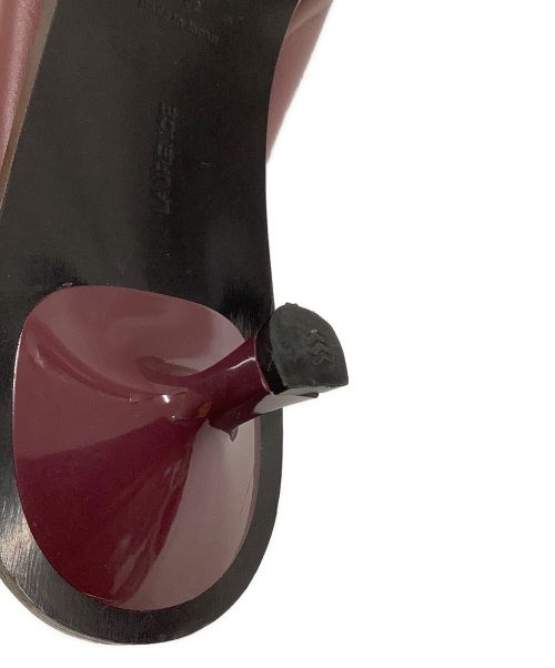 LAURENCE（ロランス）LAURENCE (ロランス) SQ CONT MULLE レッド サイズ:37　1/2の古着・服飾アイテム