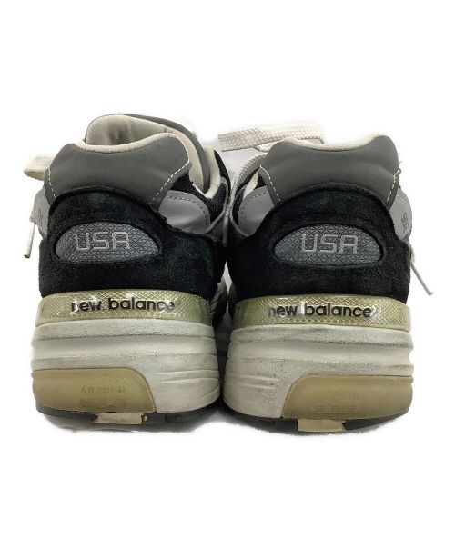 NEW BALANCE（ニューバランス）NEW BALANCE (ニューバランス) ローカットスニーカー ブラック×グレー サイズ:25.5の古着・服飾アイテム
