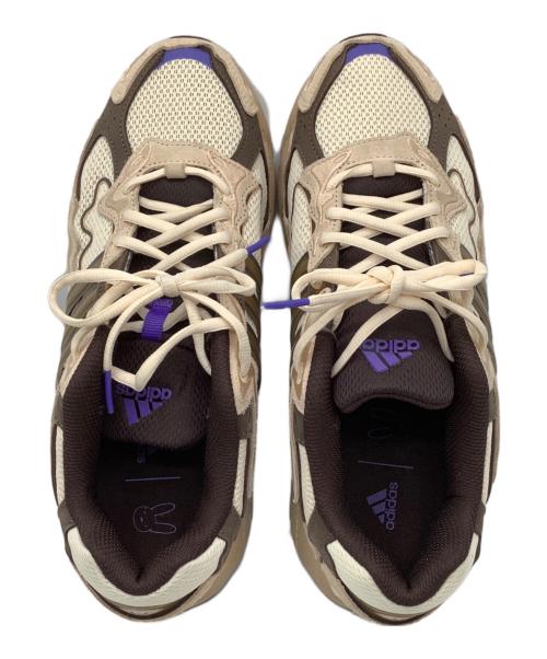 adidas（アディダス）adidas (アディダス) ローカットスニーカー ベージュ×パープル サイズ:28の古着・服飾アイテム