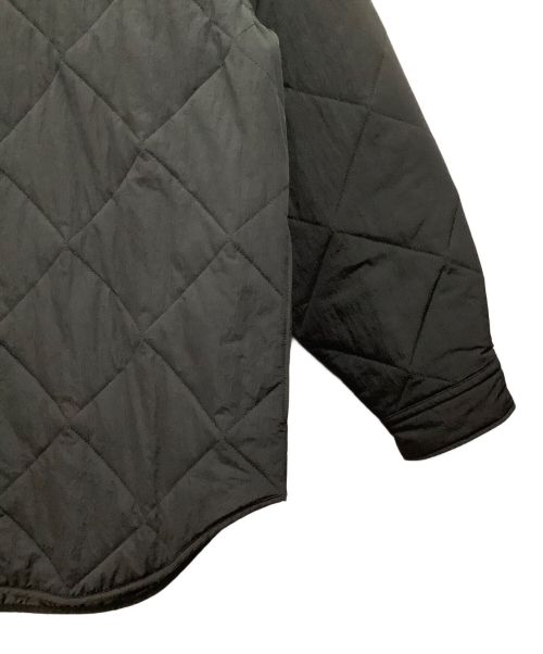 BEAUTY&YOUTH（ビューティーアンドユース）BEAUTY&YOUTH (ビューティーアンドユース) ナイロンパテッドキルティングシャツ ブラック サイズ:XLの古着・服飾アイテム