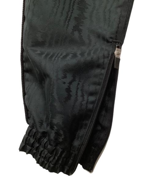JOHN LAWRENCE SULLIVAN（ジョン ローレンス サリバン）JOHN LAWRENCE SULLIVAN (ジョン ローレンス サリバン) Moire jacquard track pants ブラック サイズ:44 未使用品の古着・服飾アイテム