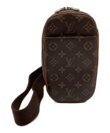LOUIS VUITTON（ルイ ヴィトン）の古着「モノグラム　ポシェットガンジュ」｜ブラウン