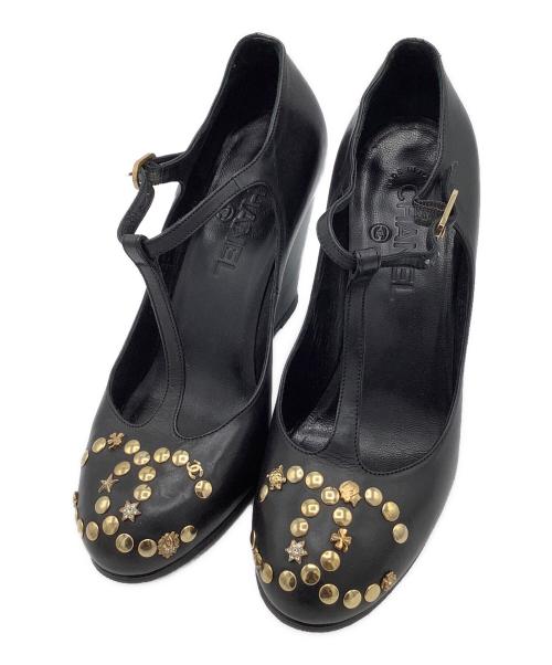 CHANEL（シャネル）CHANEL (シャネル) スタッズパンプス ブラック サイズ:36　1/2の古着・服飾アイテム