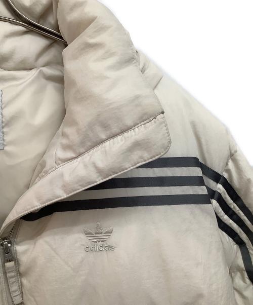 adidas Originals（アディダスオリジナル）adidas originals (アディダスオリジナル) グースダウンジャケット ベージュ サイズ:Sの古着・服飾アイテム