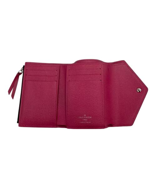 LOUIS VUITTON（ルイ ヴィトン）LOUIS VUITTON (ルイ ヴィトン) エピ　ポルトフォイユ・ヴィクトリーヌ　2つ折り財布 ブラックの古着・服飾アイテム