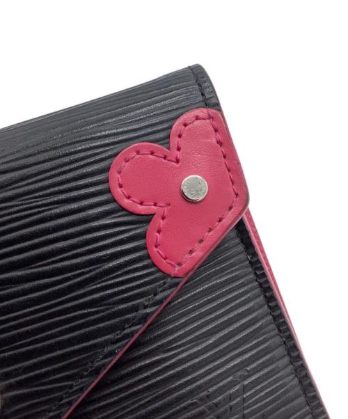 LOUIS VUITTON（ルイ ヴィトン）LOUIS VUITTON (ルイ ヴィトン) エピ　ポルトフォイユ・ヴィクトリーヌ　2つ折り財布 ブラックの古着・服飾アイテム