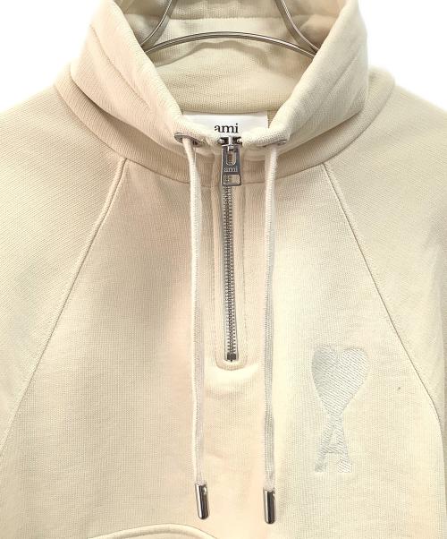 AMI Alexandre Mattiussi（アミアレクサンドルマテュッシ）AMI Alexandre Mattiussi (アミアレクサンドルマテュッシ) ハーフジップスウェット ベージュ サイズ:XSの古着・服飾アイテム